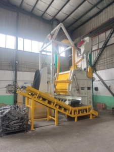 Kunden spezifische Crawler-Strahl maschine Automatische Beladung Entladen mit Motor motor kern zum Entflaggen