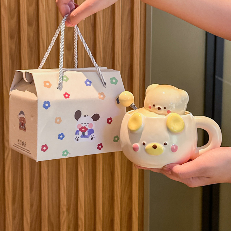 bear-yellow-cup cover ball spoon wave point gift box