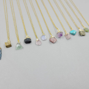 जी 2403 थोक स्टेनलेस स्टील चेन कच्चे रफ प्राकृतिक पत्थर क्रिस्टल क्वार्ट्ज पेंडेंट जेम्स्टोन हार फैशन गहने हार - Product Image 6