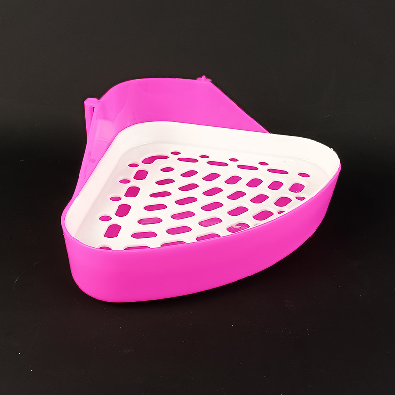 S size triangular toilet in red color