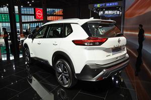 2023年日産X-TRAIL電気自動車ハイマッチデポジット430Km新エネルギー手動ギアボックス左ステアリングライト新車