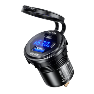 大功率输出12V/24V 18W QC3.0 USB + 45W PD usb-c铝制汽车充电器插座，带发光二极管电压表 - Product Image 1