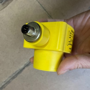 Factory Price Original BANNER QT50ULB 02726 Ultrasonic <strong>Sensor</strong> Series 8M Range Chemical Resistant for Various Applications - Product Image 3
