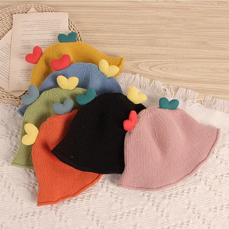 Однотонная зимняя милая детская шапка для девочек с узором в виде сердца, детские вязаные шапки
