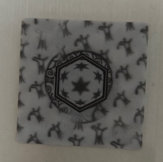 Fondo blanco Texto negro