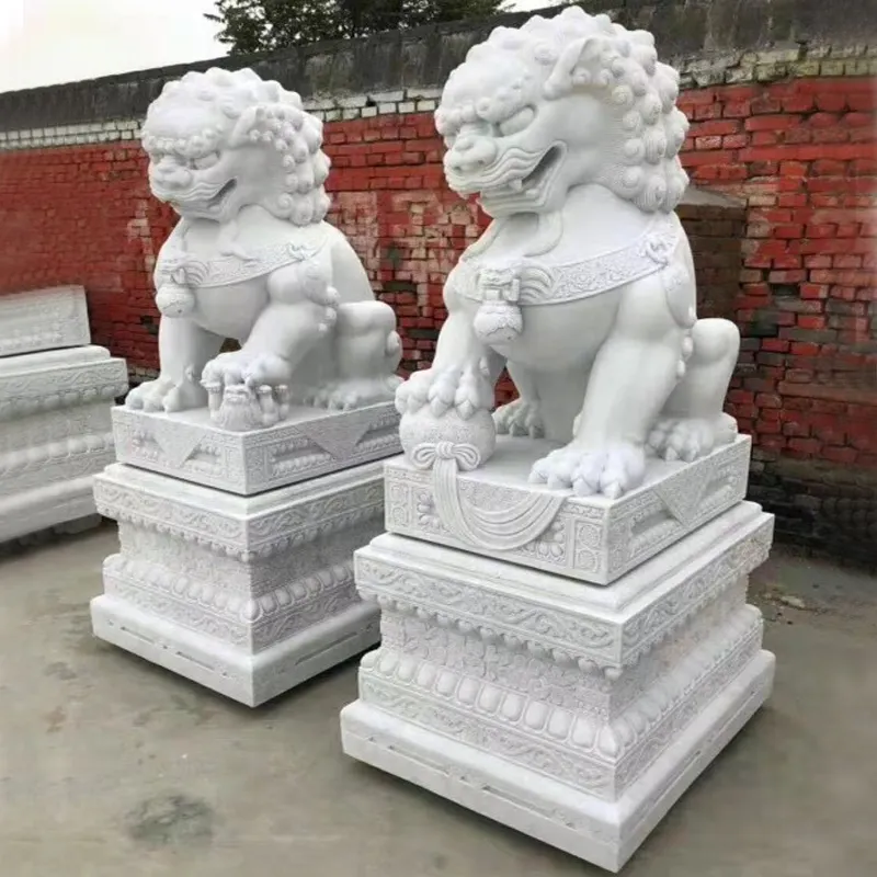 中国のシルバーガーディアン手彫りクラシックデザイン屋外石大理石フーフー犬ライオン像彫刻