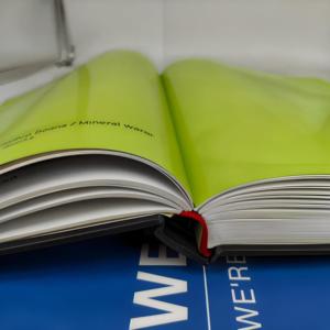 Cg658 כיסוי קשיח כיסוי הספר yearbook שירותי דפוס על פי דרישה צבע אלבום צילום אמנות צילום ספר צילום