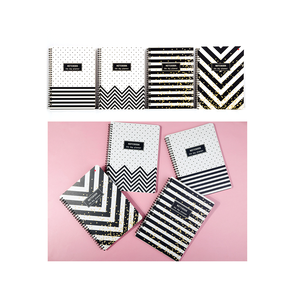 Cuaderno A7 personalizado Libro de trabajo para estudiantes simple y elegante con diseño de rayas en blanco y negro Cuaderno de bobina - Product Image 4