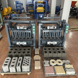 Maquinaria de fabricación de ladrillos de pavimentación hueca semiautomática Máquina formadora de bloques de hormigón de cemento multifuncional - Product Image 2