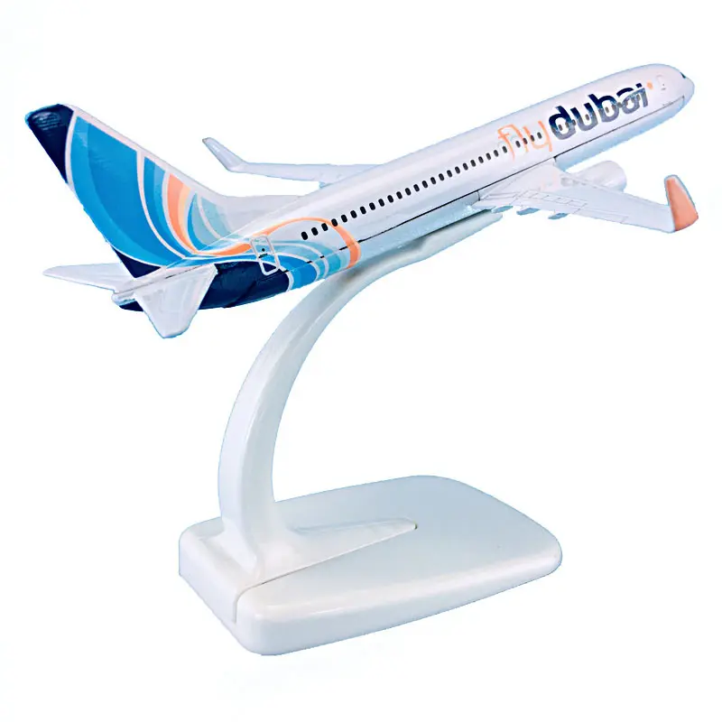 16cm 1/250 volare Dubai Airlines Boeing modello di aereo in lega di 737 800