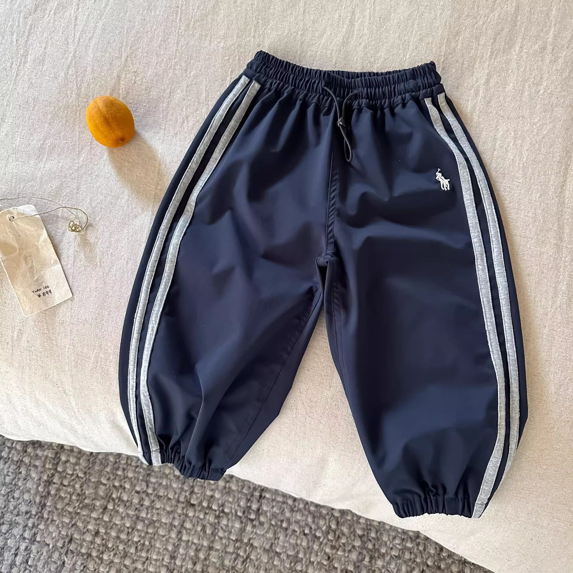 Bleu foncé