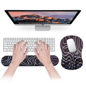 Alfombrilla de escritorio para teclado de mesa, alfombrilla de silicona para Gamer, alfombrilla de ratón de espuma viscoelástica para PC, alfombrilla de ratón para juegos, Anime para ordenador portátil, oficina y hogar - Product Image 1