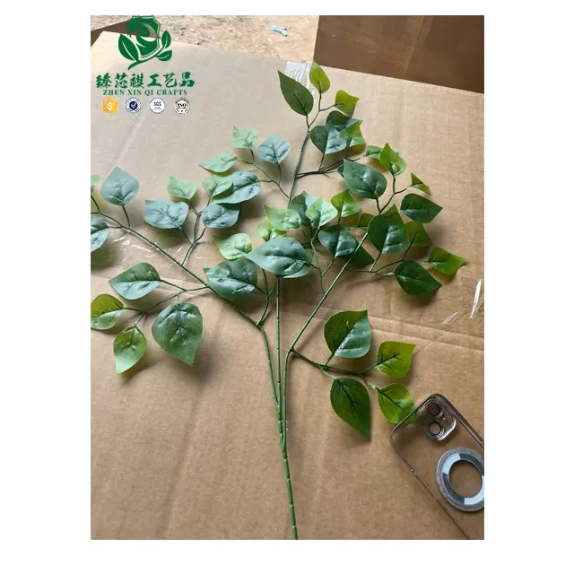 Zhen xin qi artisanat branches et feuilles d'arbres artificiels feuille d'érable en plastique vert banian feuilles artificielles pour la décoration