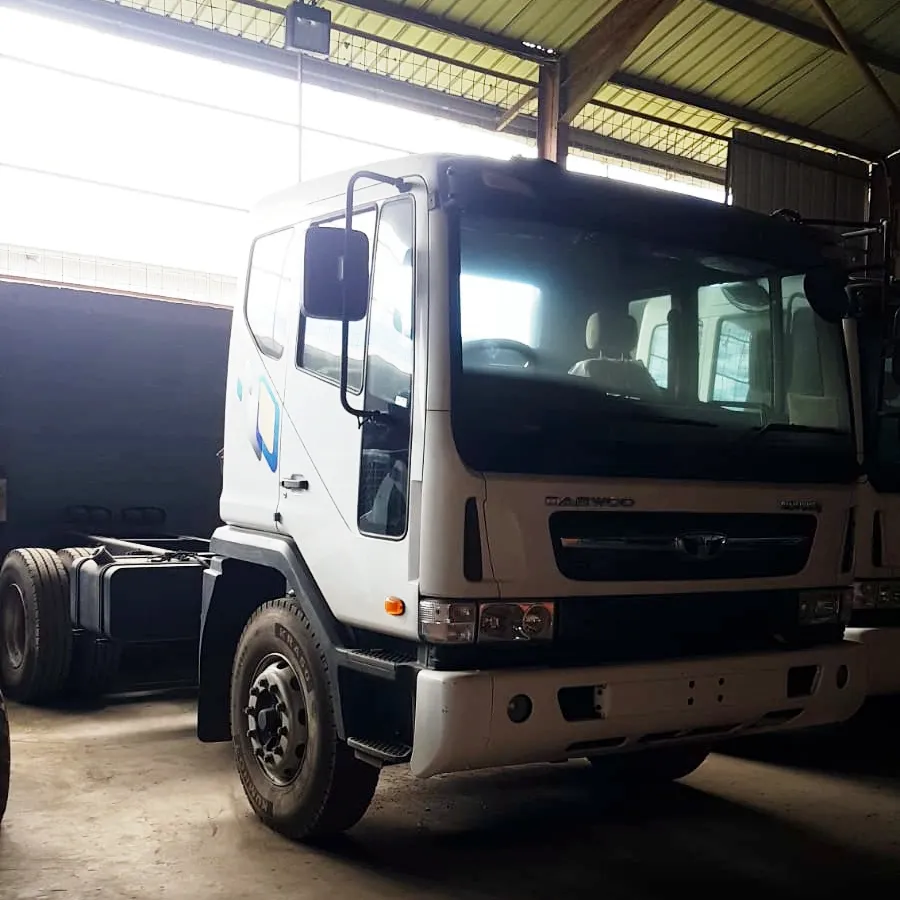 Daewoo-camión de carga sin utilizar, camión de carga con mango derecho, sin bandeja, 18 toneladas, 4x2, F3CBF