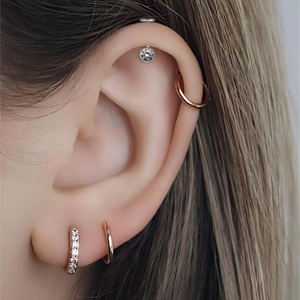 Titanyum çerçeve seti yuvarlak CZ kübik zirkon İçten dişli dikey Helix kıkırdak kulak piercing