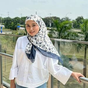 <strong>Malaysia</strong> Women's Custom Floral Printed Premium Cotton Voile Hijab High Quality Japan Bawal Voile Cotton - Product Image 2