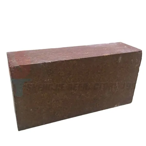 Type réfractaire de brique de spinelle de fer de magnésie à hautes températures pour diverses applications