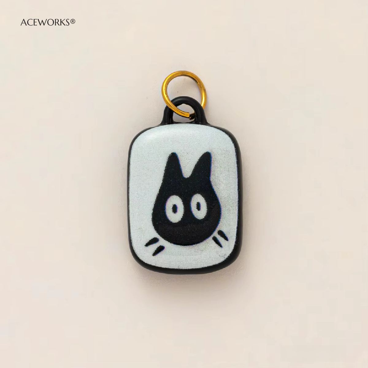 Amuleto de Cara de Gato Negro