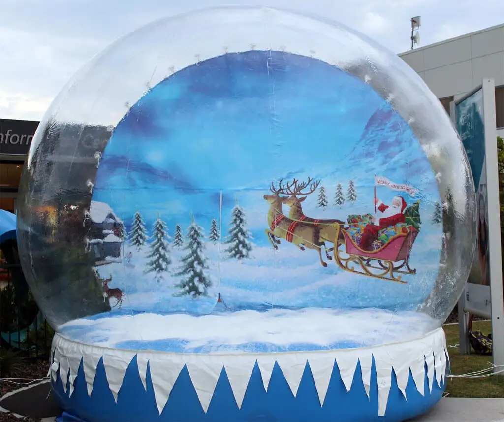Giáng sinh trang trí Inflatable Quả cầu tuyết để bán