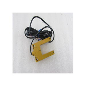 E2EC-CR8D1 E2E系列接近传感器原装机器人 - Product Image 2