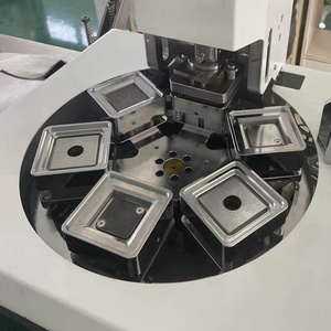 自動50X 50mm長方形ボタンメーカーキット電気空気圧バッジ製造機プラスチックペーパーカッター