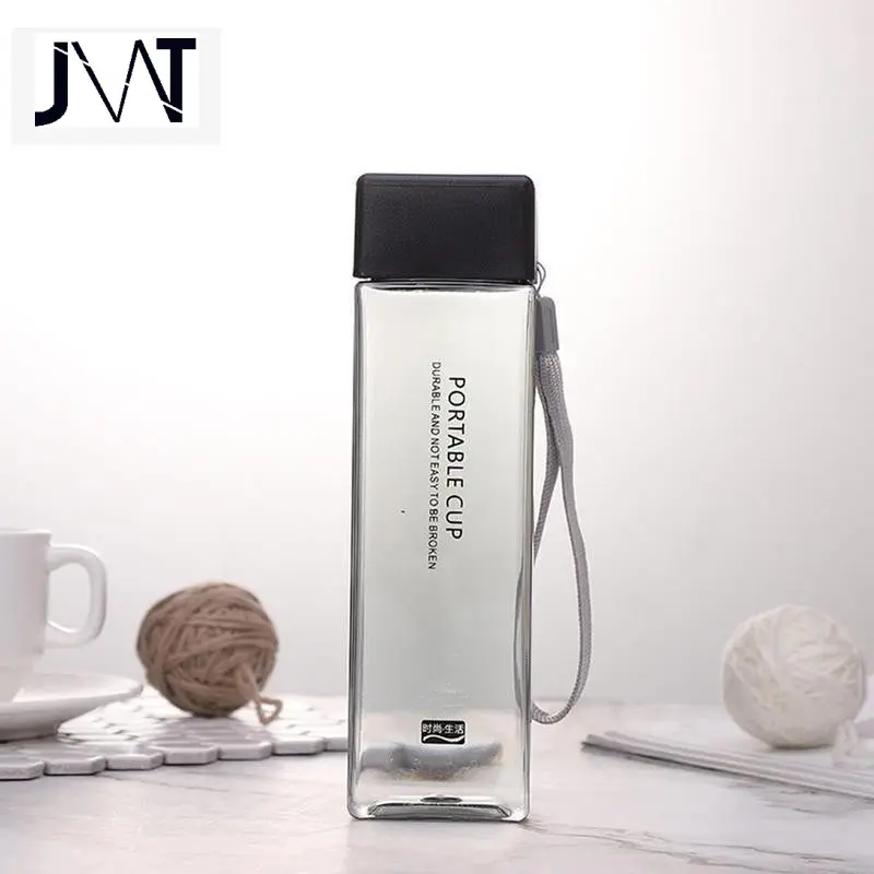 2023 Portable Personalised Drinking Milk Juice Plastic Drink Water Bottles Flat Sport Clear Square Water Bottle With Strap