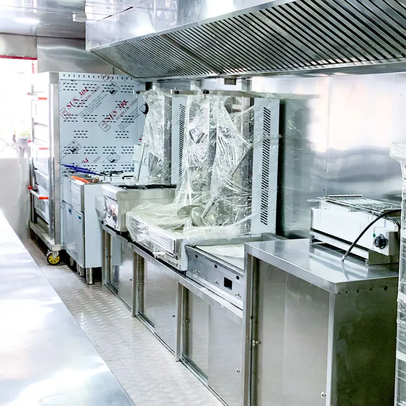 BBQ Mobile Kitchen Fast Food Trailer Truck turchia Food Trailer Standard USA completamente attrezzato con portico in vendita