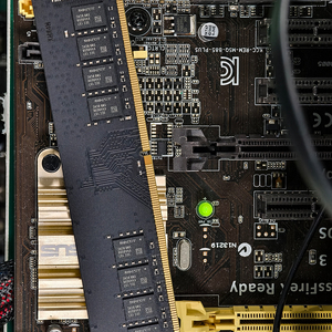OEM Ddr4 8gb 3200mhz RamコンピュータRAMデスクトップDDR4メモリカードDDR4 RAM 8GB - Product Image 4