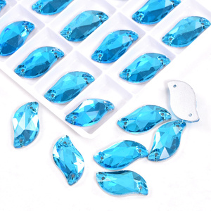 Blinginbox חם מכירה חם של רנסטון צורה לזרוח-ים קריסטל זכוכית לתפור על rinestone עבור ביצועים