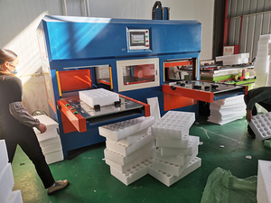 Double Station EPE <strong>PE</strong> Polyethylene <strong>Foam</strong> Sheet Fully Automatic Feeder Heating Laminating Machine - Product Image 4