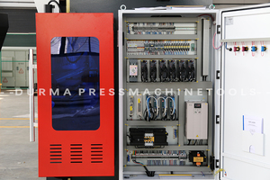 Alta configurazione idraulica 3D programmazione DA69T CNC pressa freno servo 300T 4 metri - Product Image 3