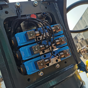 Máy Xúc Xoay Máy Cưa Nhật Ký Thủy Lực Dụng Cụ Cắt Gỗ Điều Khiển Bằng Máy Tính - Product Image 5