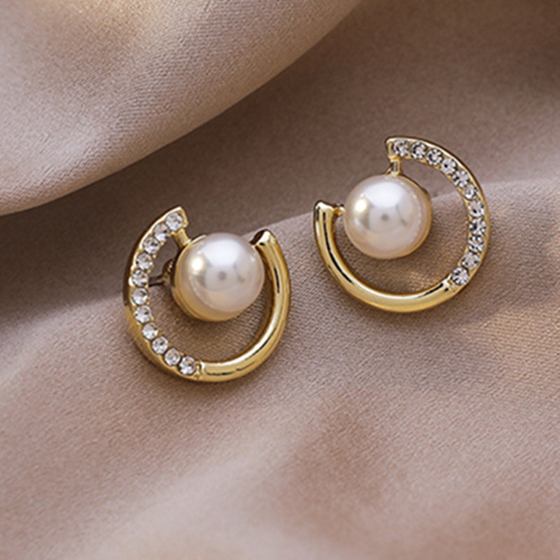 7 # Perle ronde en strass B2044