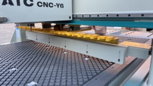 Custom Factory <strong>Cnc</strong> Wood <strong>Router</strong> Machine Nc Studio <strong>Control</strong> System for Woodworking and Carving - Product Image 6