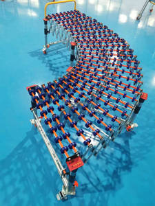 SJB Best Price Pholay Wheel Belt Driven Flexible Telescopic With Power Roller <strong>Conveyor</strong> Line for <strong>Loading</strong> <strong>Unloading</strong> - Product Image 2