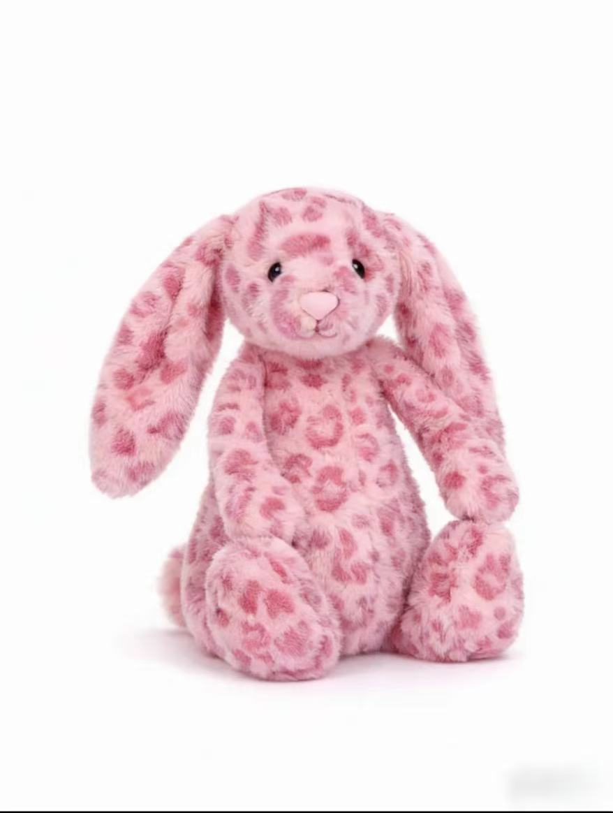 Conejo rosa con estampado de leopardo