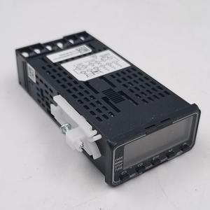 Controlador de temperatura digital Omro-n Salida de voltaje Salida auxiliar 100 a 240 VAC Bloque de terminales de tornillo Modelo - Product Image 1