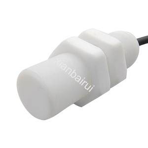 Sensor de proximidad M18 resistente a la corrosión Sensor de proximidad inductivo de PTFE Rango de detección de 8mm 10-35vDC PNP/NPN - Product Image 1