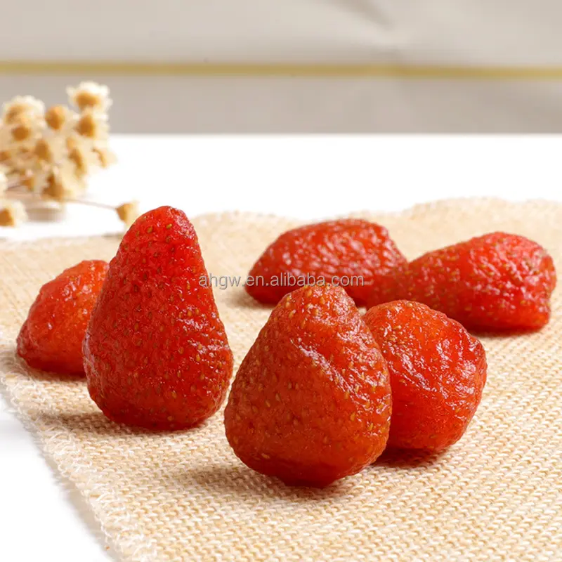 زراعة غوغان تصنع فراولة مجففة تجميدياً من مواد خامها طازجة وحلوة وأسطة