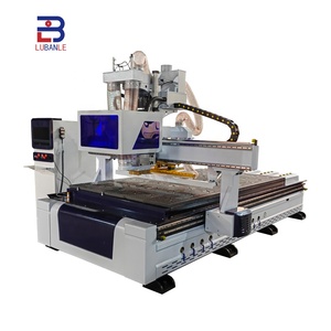 Máquina multifuncional de tallado y fresado de carpintería, enrutador CNC ATC 1325 para madera - Product Image 2