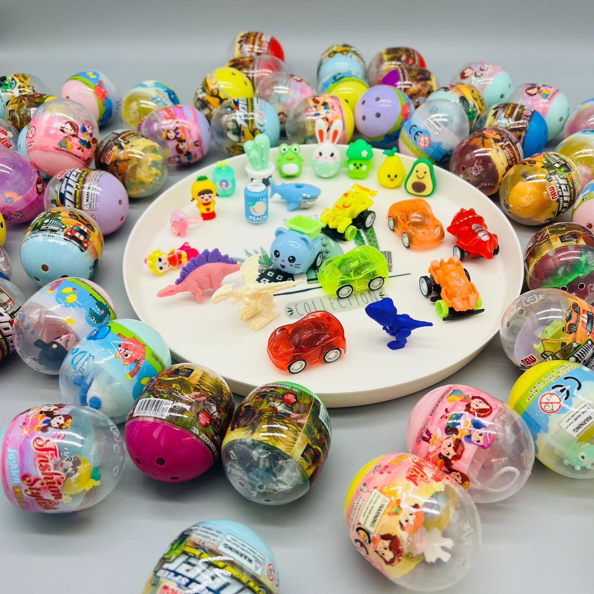 Capsules de jouets 47*55 mm - Assortiment de modèles