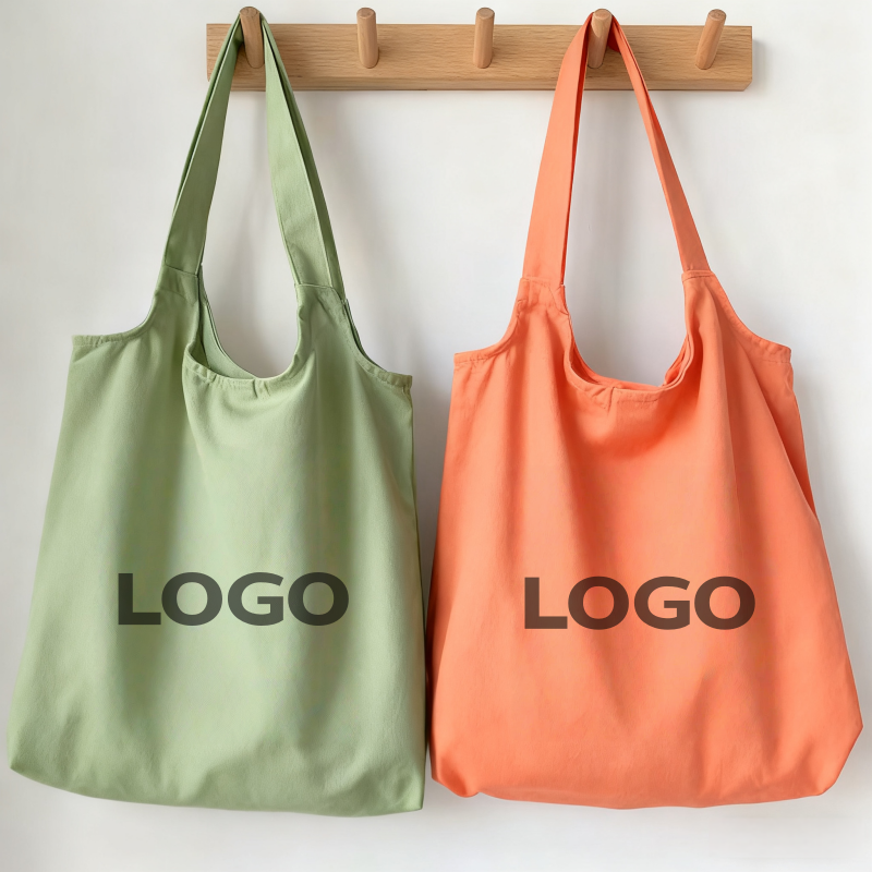 มีสีสัน