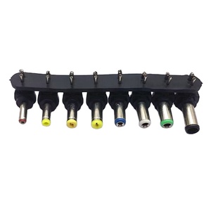 Adaptador de computadora con cabezal de conversión de energía, adaptador de CC de 8 posiciones, pie doblado con PIN, DC5.5 * 2,1, interfaces de modelo múltiple - Product Image 1