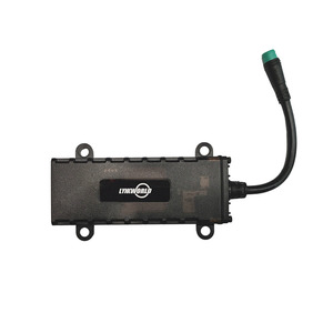 全新全球定位系统跟踪器4g原装可编程汽车实时设备，具有防干扰防水和GSM定位模式 - Product Image 2