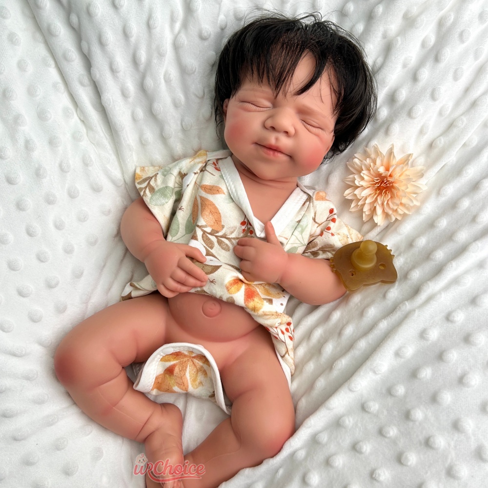 cheveux noirs raides