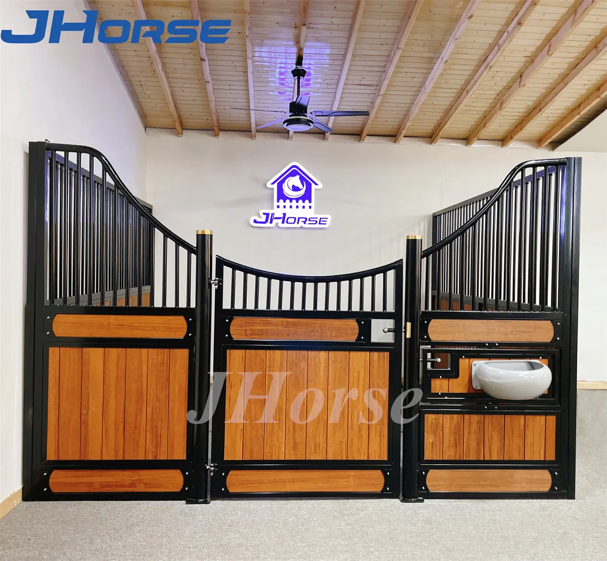 Prodotti all'ingrosso stabili stalle per attrezzature per cavalli stalle per cavalli solide con verniciatura a polvere non tossica