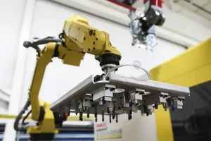 Fanuc M-10iD/8L 6轴工业机器人码垛机器人精确快速处理，带4-10米Fanuc机器人直线导轨 - Product Image 3