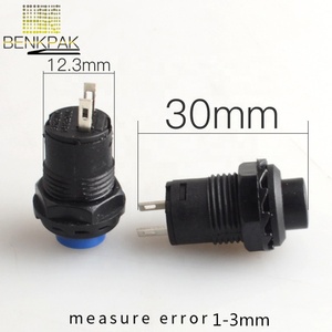 Interruttore a pulsante in plastica da 12mm struttura momentanea o a chiusura con tensione Max. 250v - Product Image 3