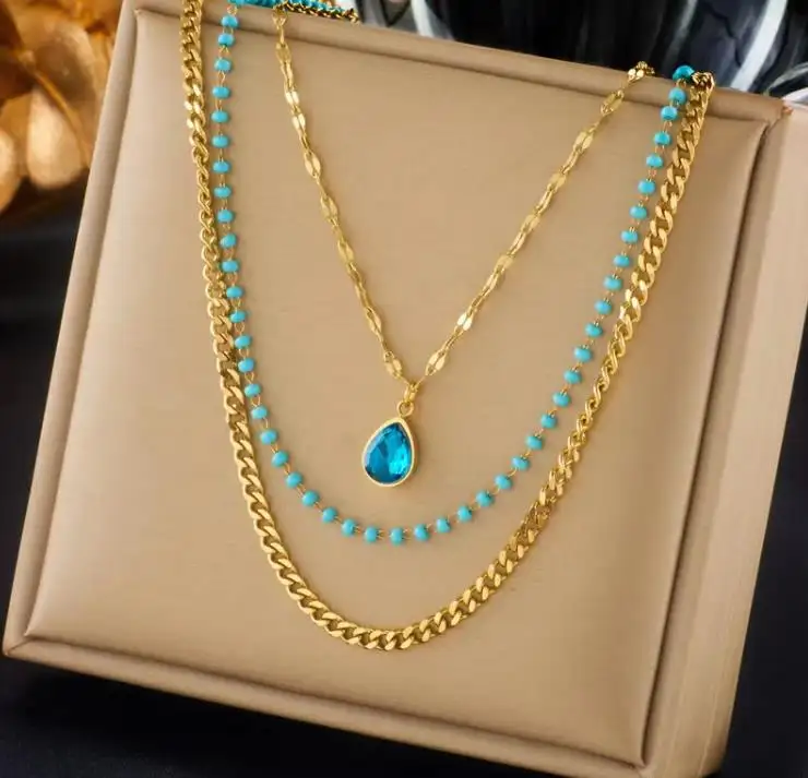 Collana con perline turchesi alla moda collana con ciondolo in zircone blu a forma di goccia in acciaio al titanio placcato oro 18 carati per donna