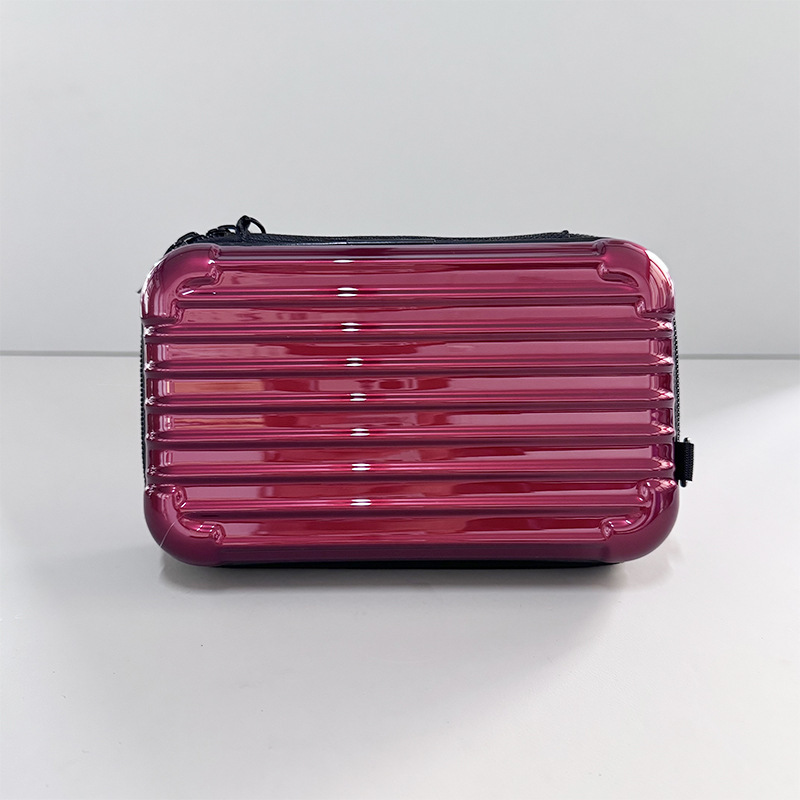 Vertical stripes, no label - burgundy